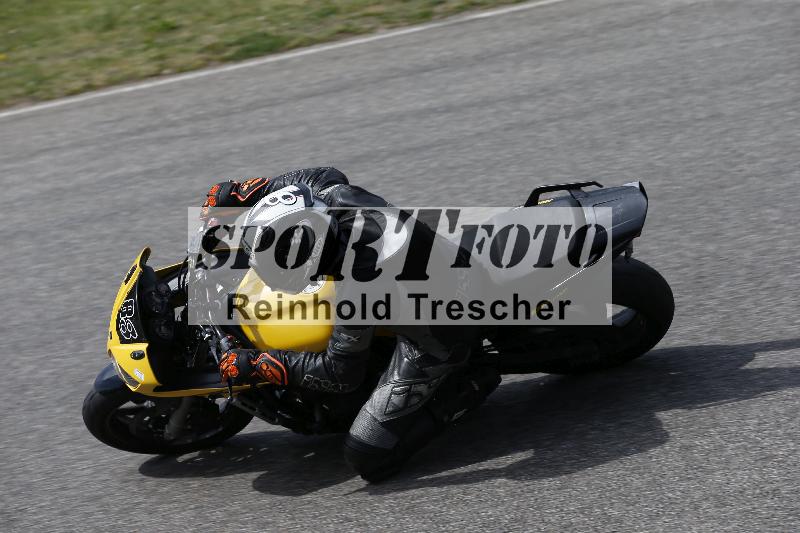 /10 20.04.2026  Pluess Moto Sport ADR/Freies Fahren/88